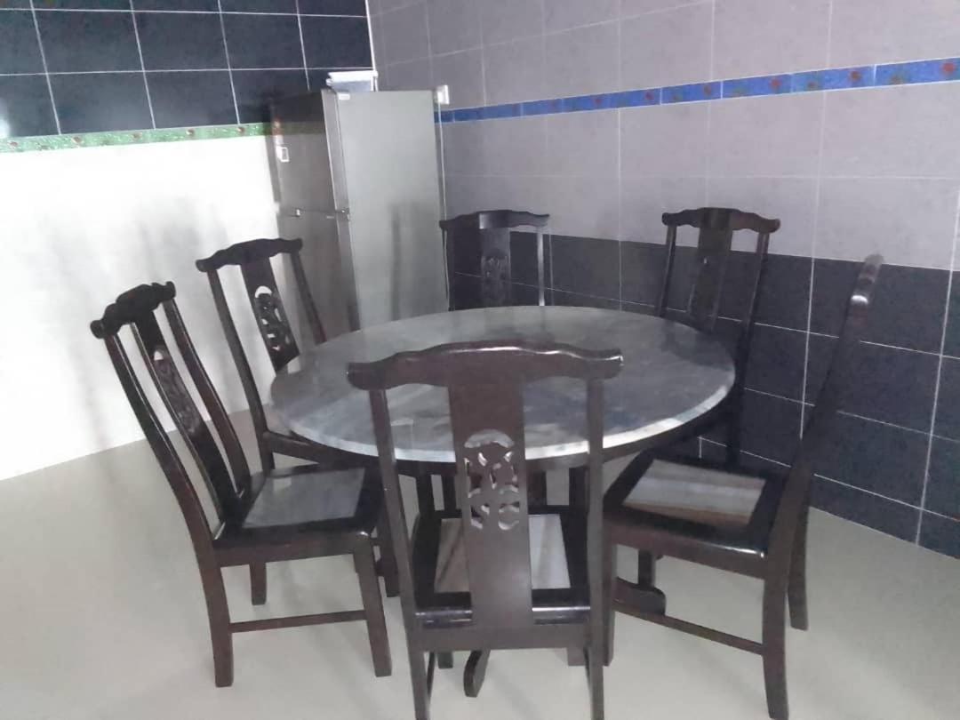 Holiday Home Bagan Lalang 5 Aircon Kampong Bagan Lalang Εξωτερικό φωτογραφία