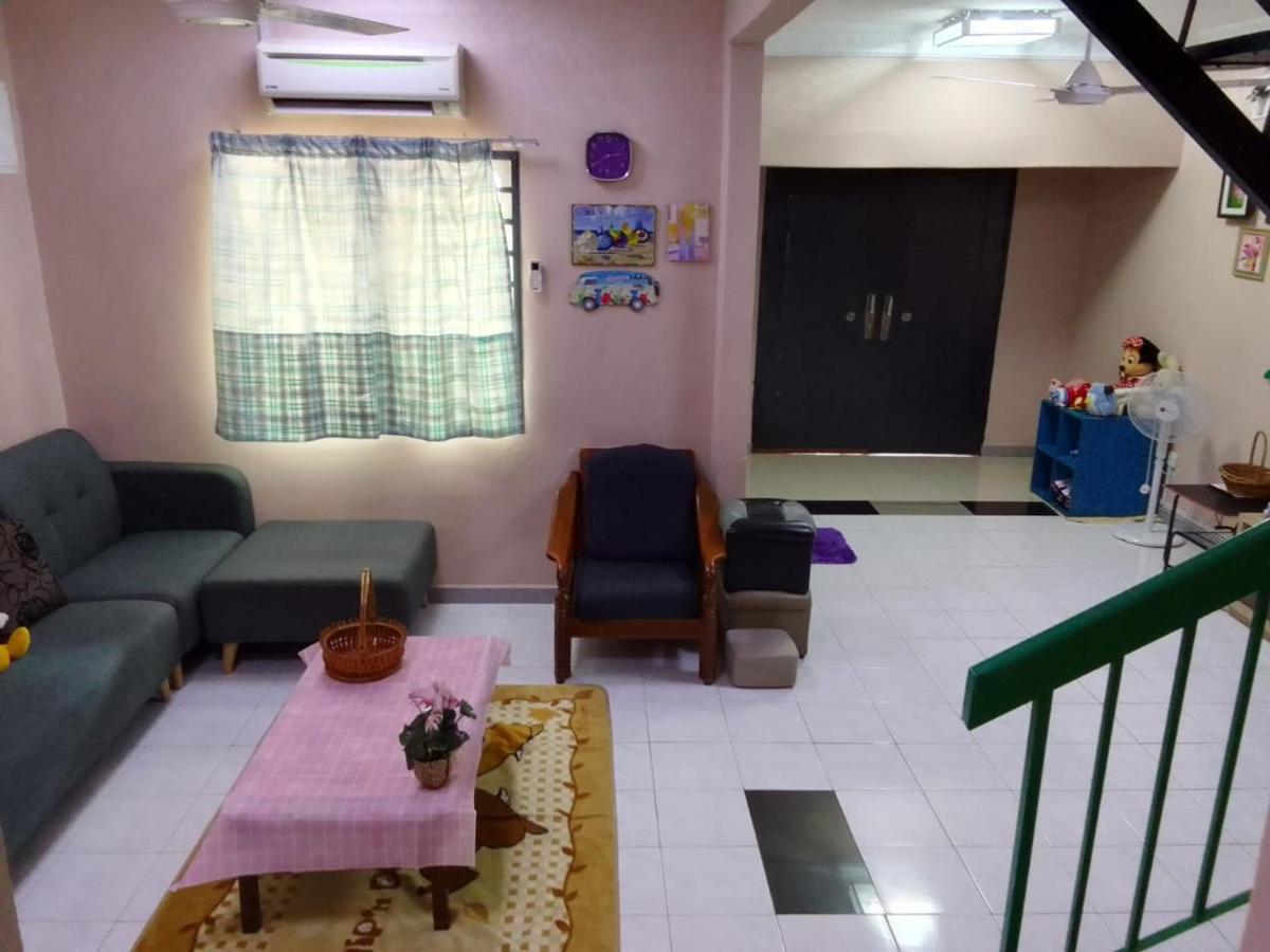 Holiday Home Bagan Lalang 5 Aircon Kampong Bagan Lalang Εξωτερικό φωτογραφία