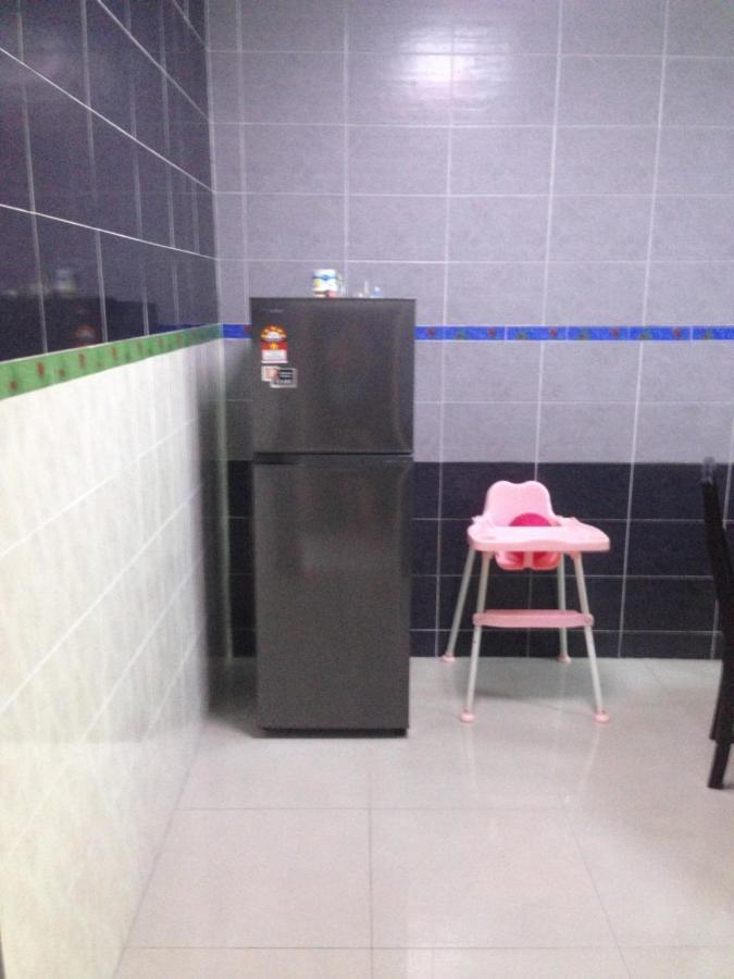 Holiday Home Bagan Lalang 5 Aircon Kampong Bagan Lalang Εξωτερικό φωτογραφία